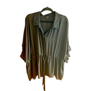 Torrid sheer button-down top Sz T3
